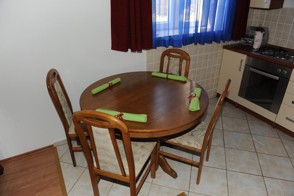 Apartment Matini Dvori Dubrava  外观 照片